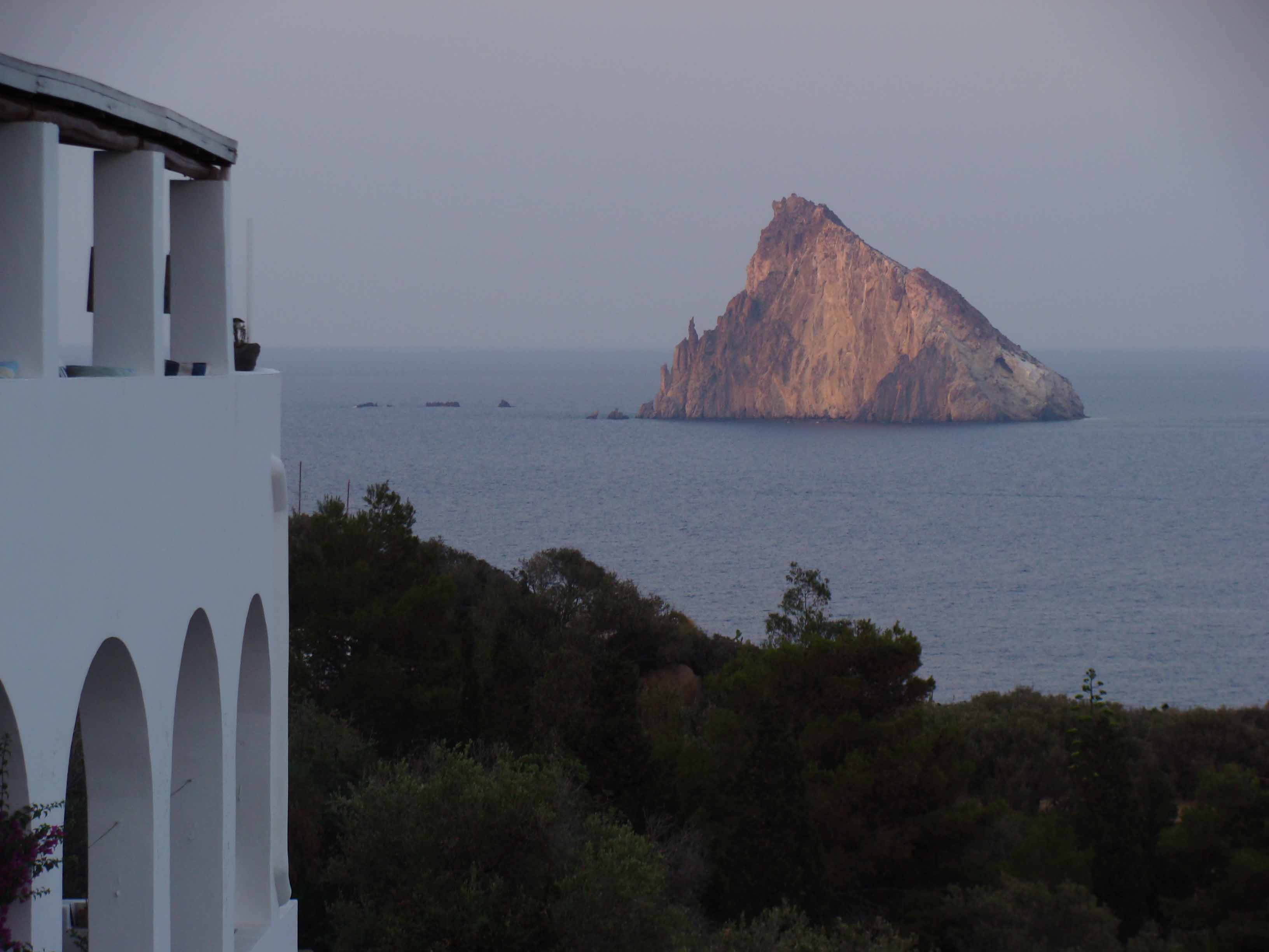 SegeltÃ¶rn in den Liparischen Inseln, Tyrrhenisches Meer, Italien; Panarea